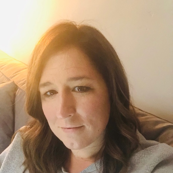 Meet your Posher, Sarah - Picture 1 of 1